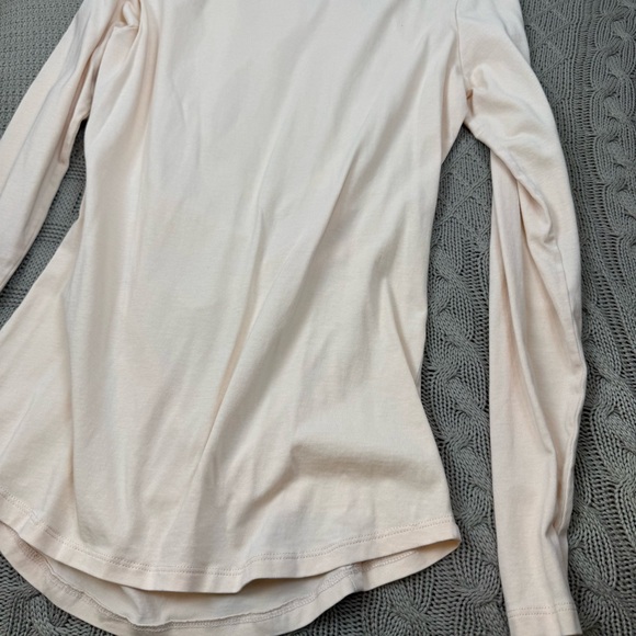 Sundance Women’s Ruched Ballet Pink Long Sleeve Top ~ Medium - Picture 10 of 10